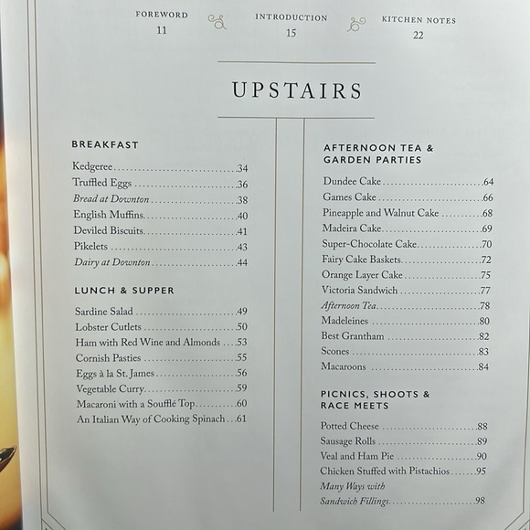 The Official Downtown Abbey Cookbook - Picture 2 of 12